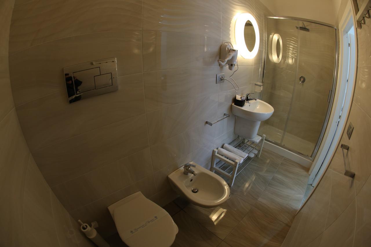 Double Room,595600560:JPEG